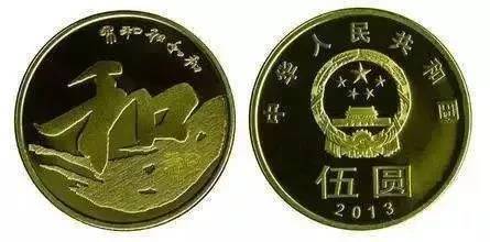 男子存2万枚硬币遭银行质疑拒收